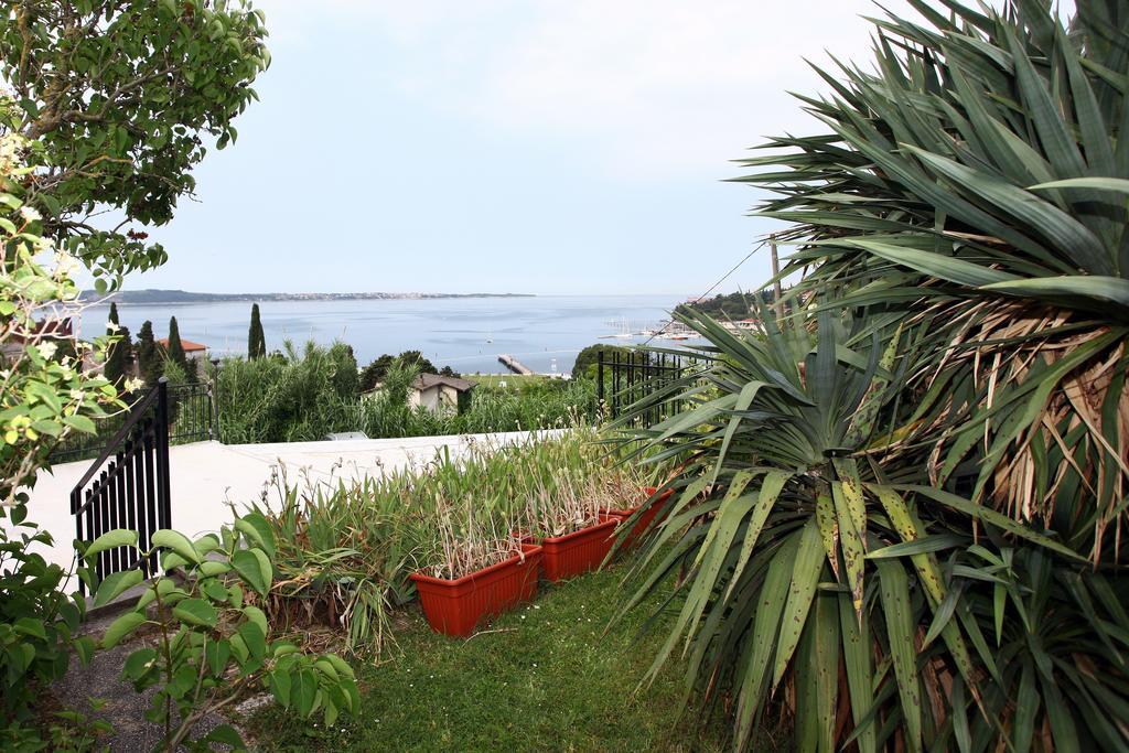 Parenzana Sea View Apartments Sk Portoroz Luaran gambar
