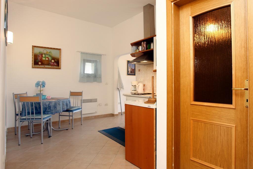 Parenzana Sea View Apartments Sk Portoroz Luaran gambar