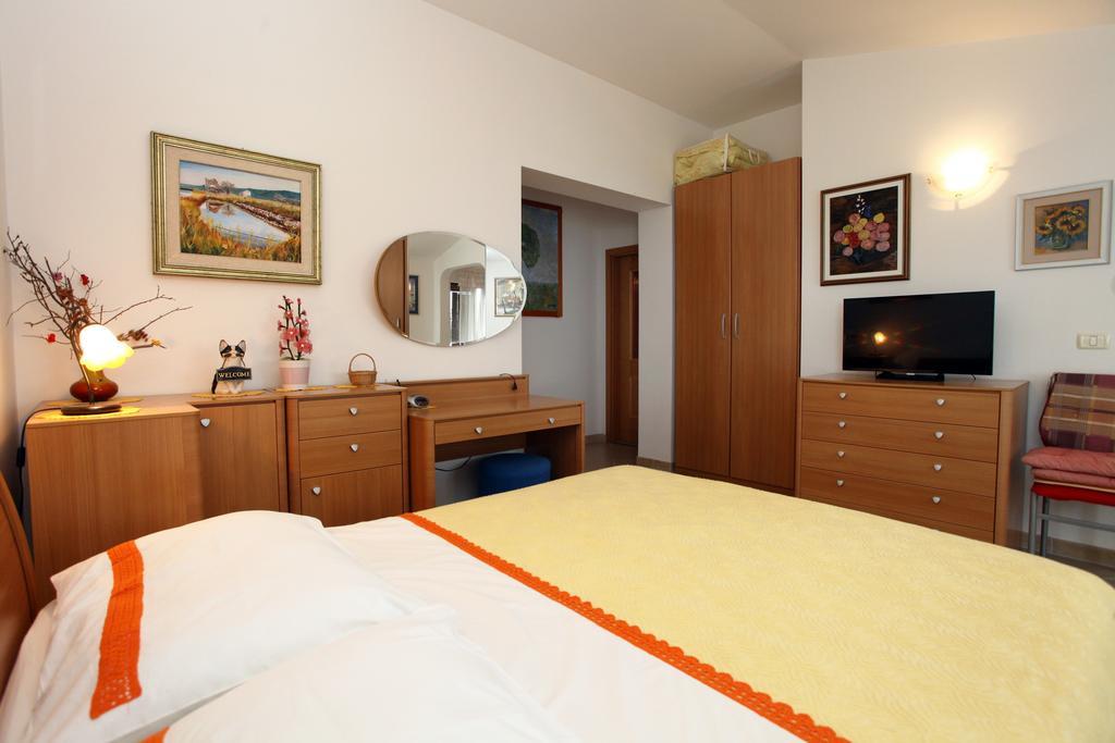 Parenzana Sea View Apartments Sk Portoroz Luaran gambar