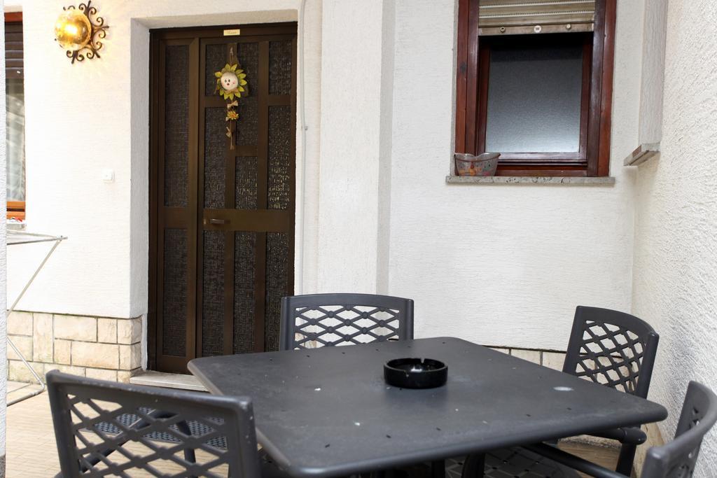 Parenzana Sea View Apartments Sk Portoroz Luaran gambar