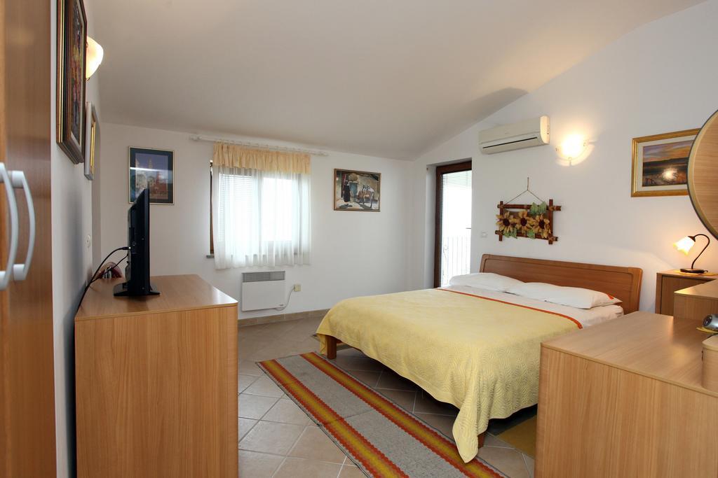 Parenzana Sea View Apartments Sk Portoroz Luaran gambar
