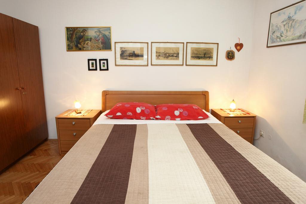 Parenzana Sea View Apartments Sk Portoroz Luaran gambar