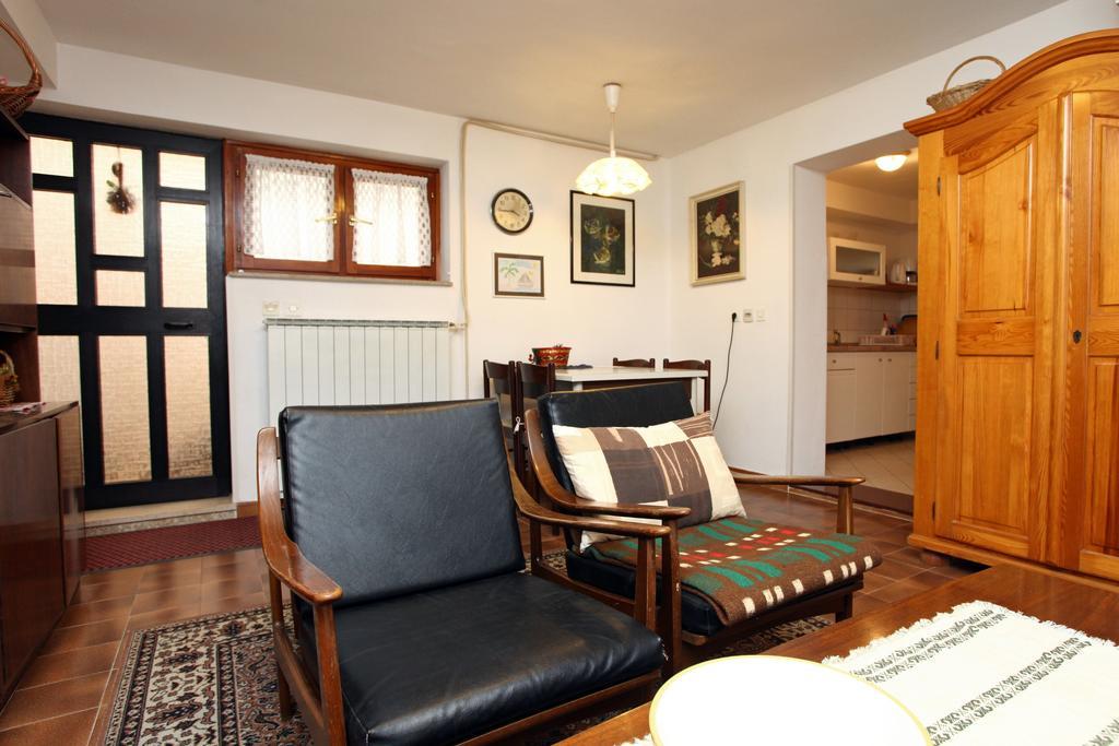 Parenzana Sea View Apartments Sk Portoroz Luaran gambar