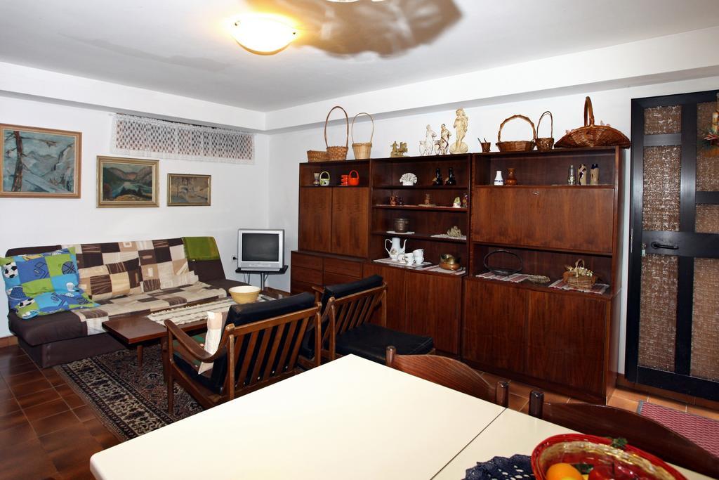 Parenzana Sea View Apartments Sk Portoroz Luaran gambar